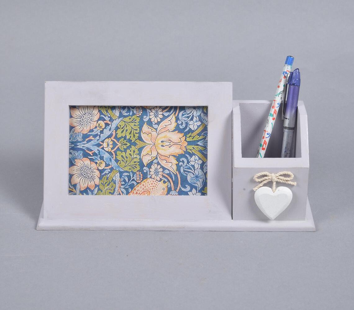 Heart-Charm Wooden Pen & Photo Desk Stand